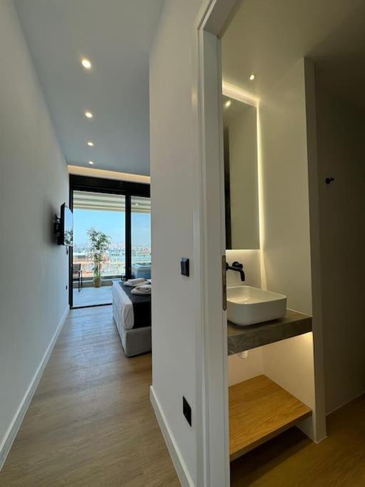 Bluemotion - Centralsuite 6Β Pireu Exterior foto