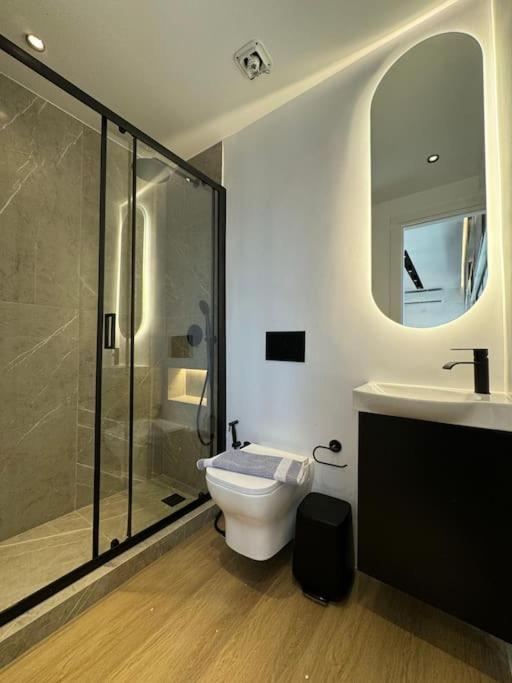 Bluemotion - Centralsuite 6Β Pireu Exterior foto