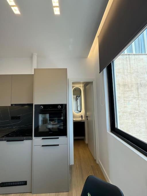 Bluemotion - Centralsuite 6Β Pireu Exterior foto